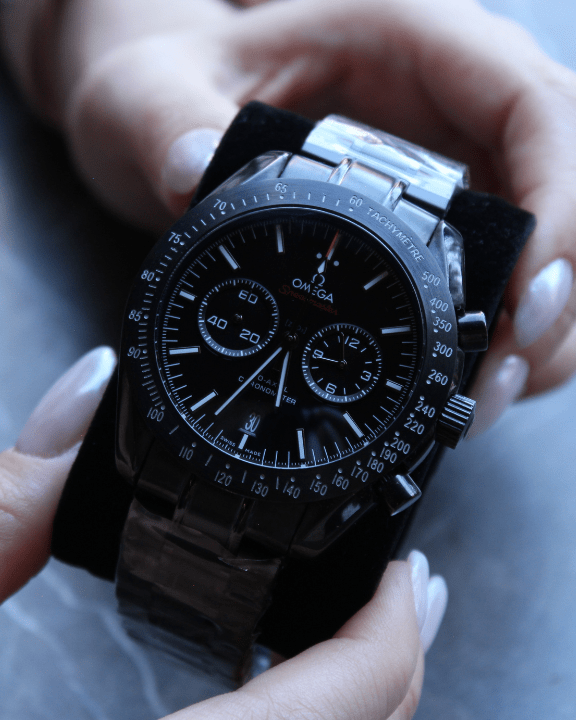 OMEGA SPEEDMASTER DARK SIDE OF THE MOON