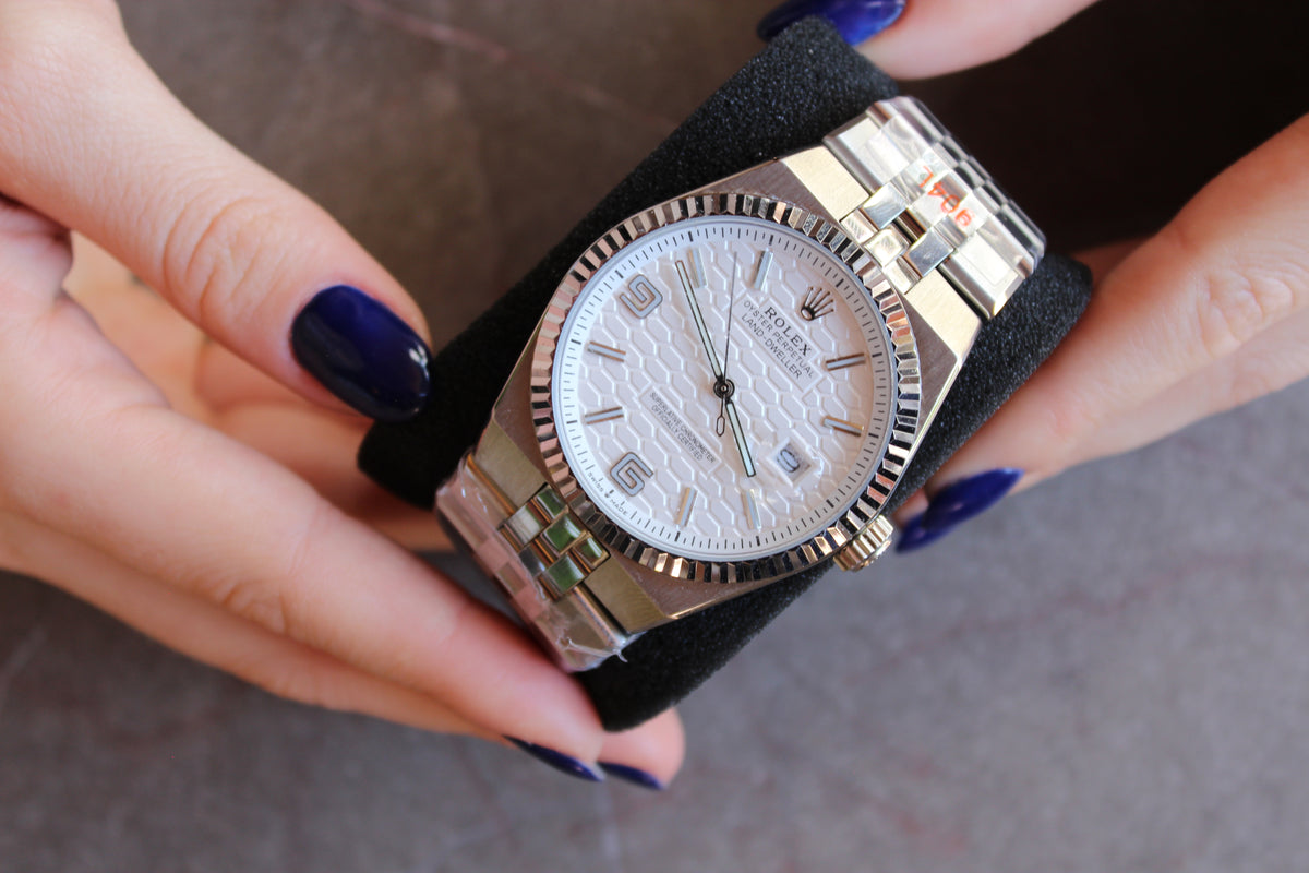 R-OLEX LAND D-WELLER