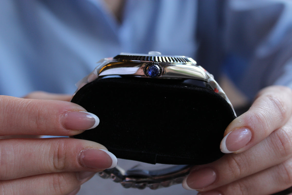 R-OLEX DAY JUST BLACK