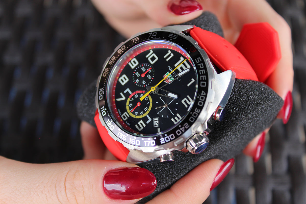 T-AG HEUER F1 RED B-ULL