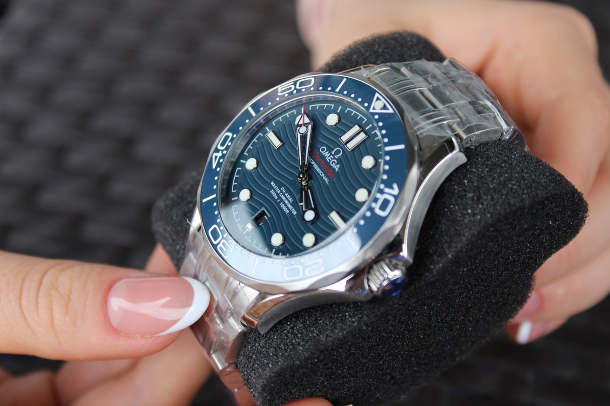 O-MEGA SPEEDMASTER