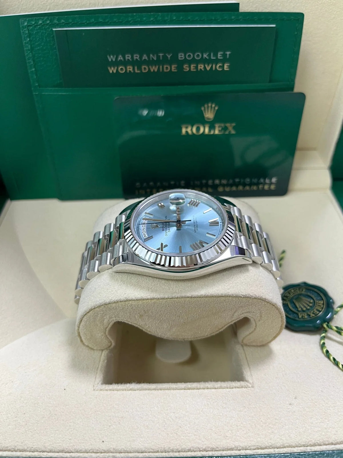 ROLE-X DAY DATE TIFFANY BLUE