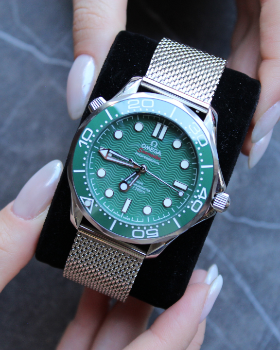 O-MEGA SEAMASTER 60 AÑOS JAMES BOND