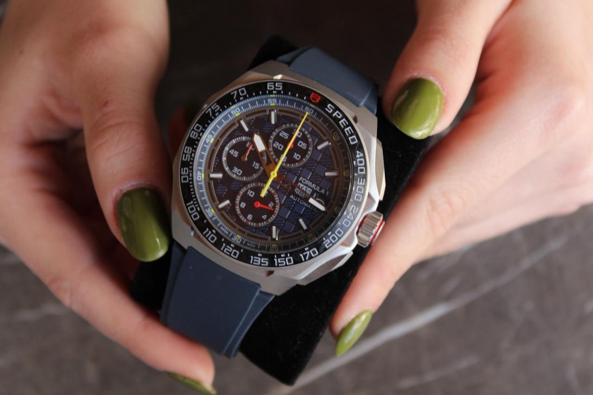 T-AG HEUER RED BULL
