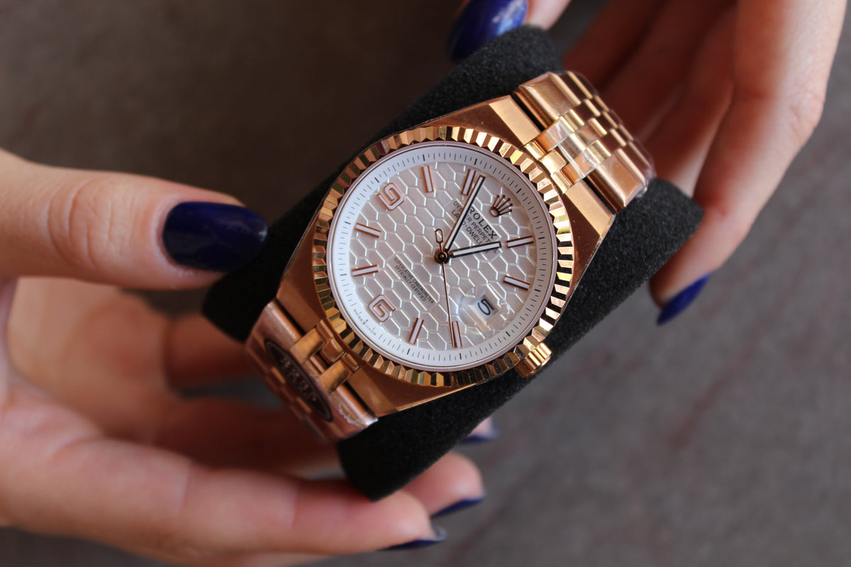 R-OLEX LAND D-WELLER