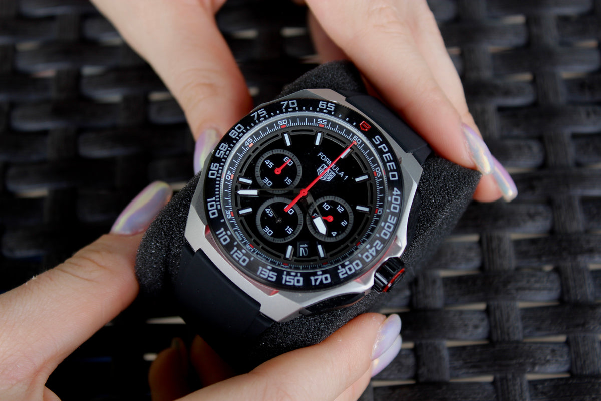 T-AG HEUER RED BULL