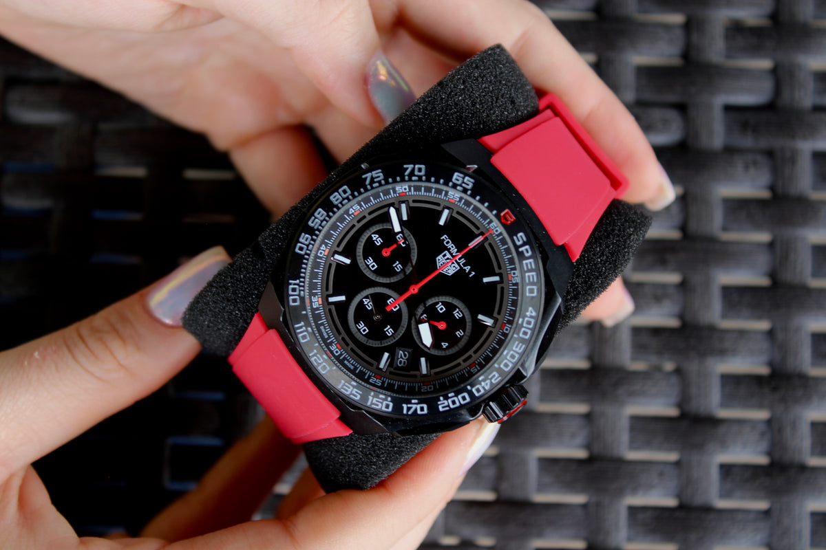 T-AG HEUER RED B-ULL