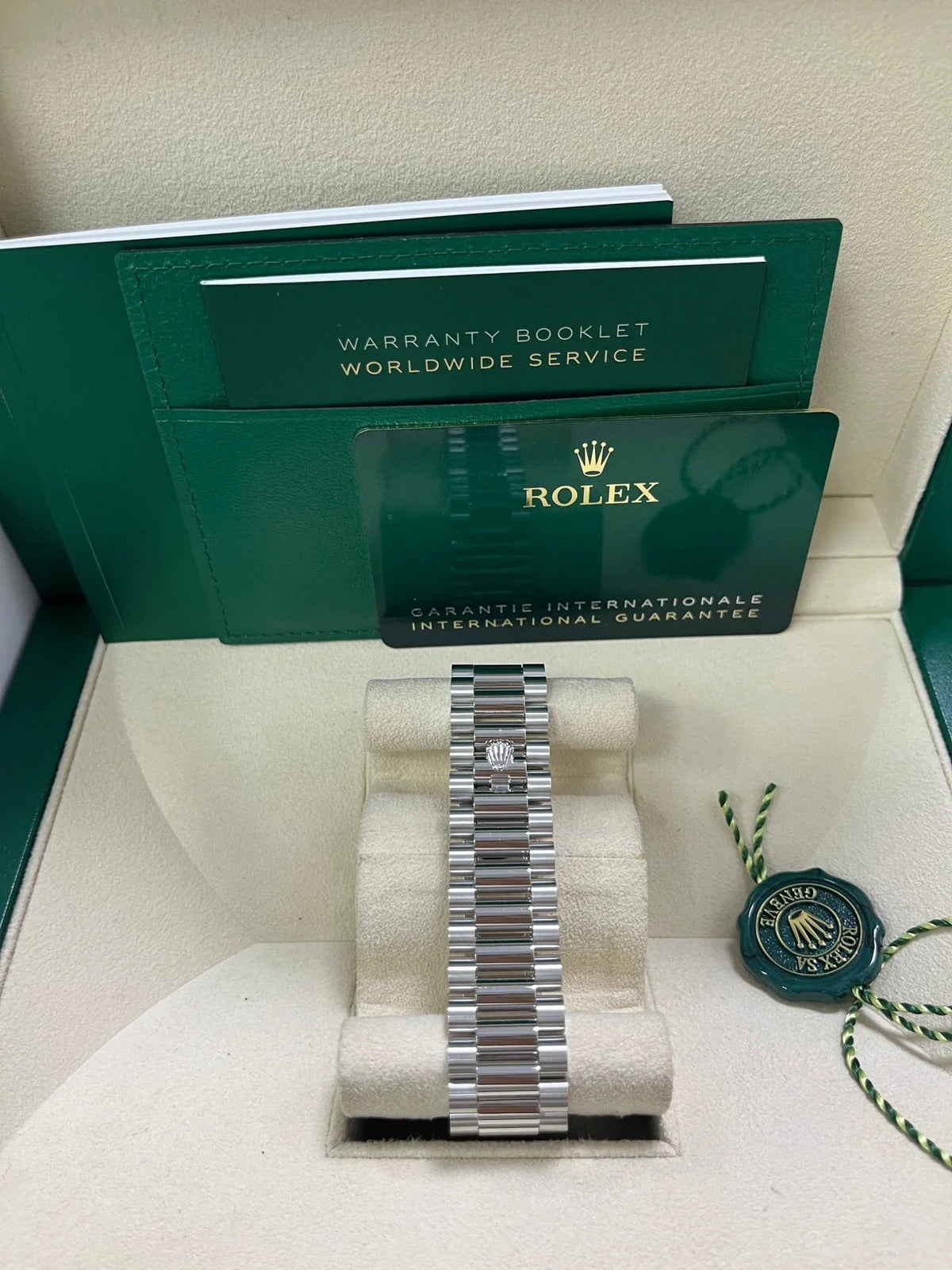 ROLE-X DAY DATE TIFFANY BLUE
