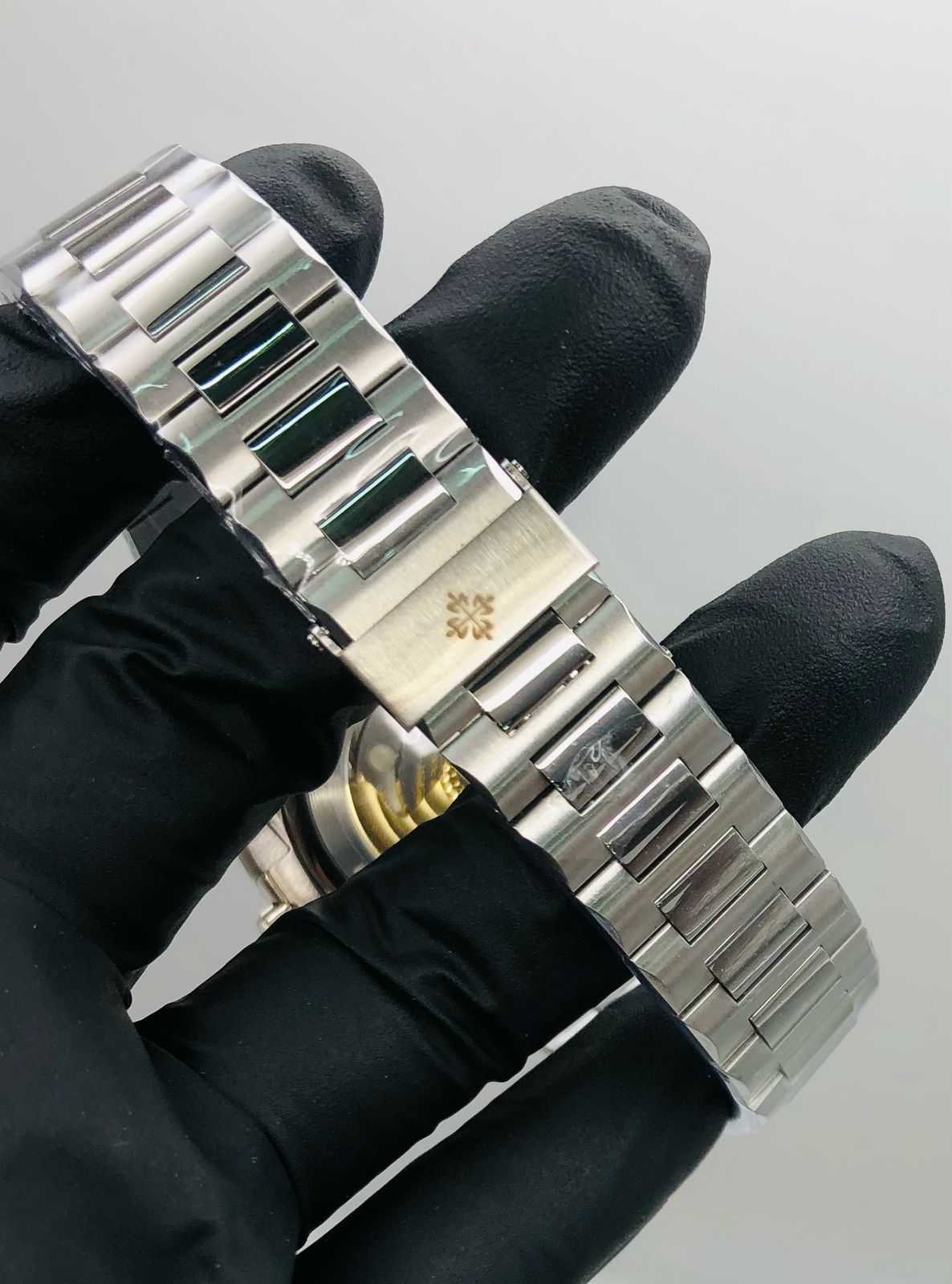 PATEK PHILIPPE NAUTILUS