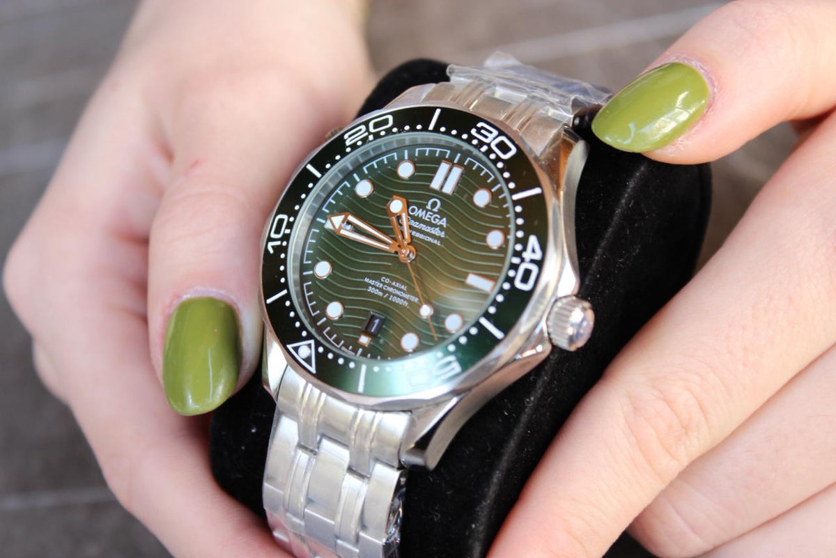 O-MEGA SEAMASTER