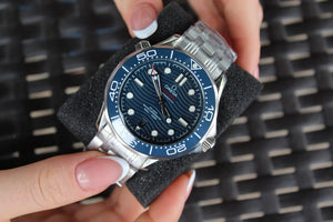 O-MEGA SEAMASTER